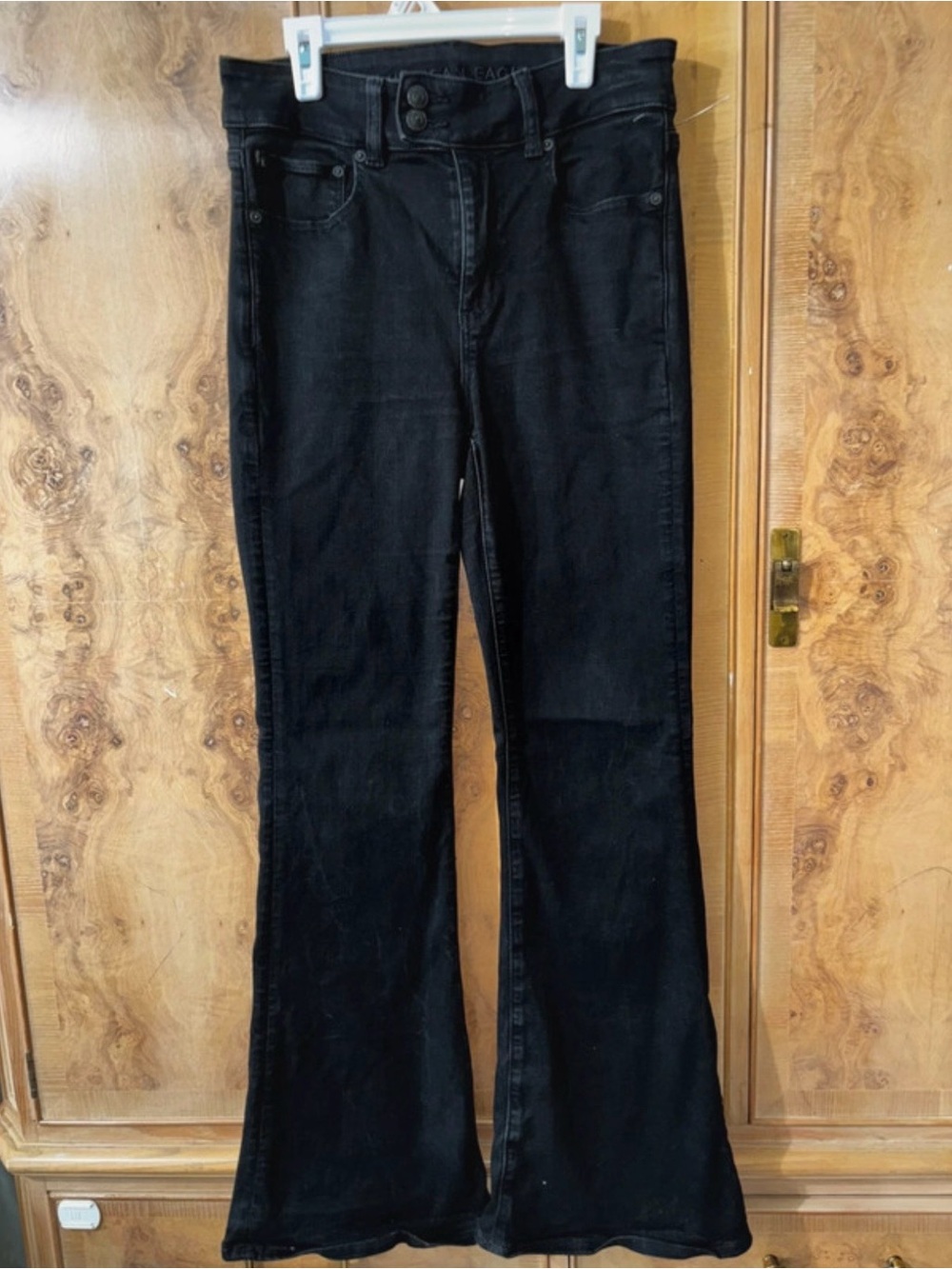 Black Women's Flared Jeans - Classic High-Rise Style size 6 stretch